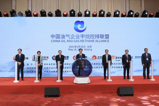 2025新奥资料免费精准,探索未来，2025新奥资料的免费精准共享时代